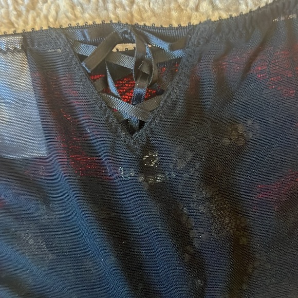 NWOT | Victorias Secret Limited Edition Lace Thong - Picture 3 of 5